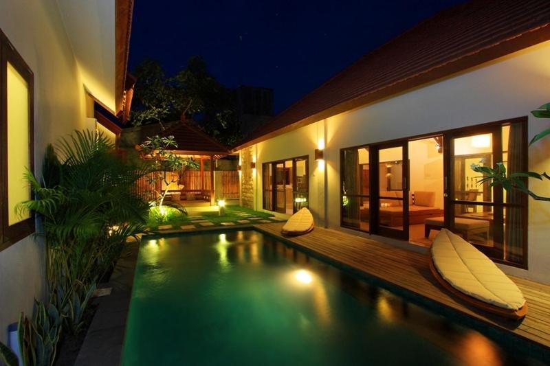 Ananda Private Villa กีลีตราวางัน ภายนอก รูปภาพ