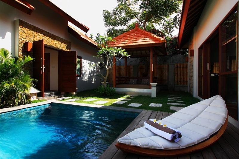 Ananda Private Villa กีลีตราวางัน ภายนอก รูปภาพ